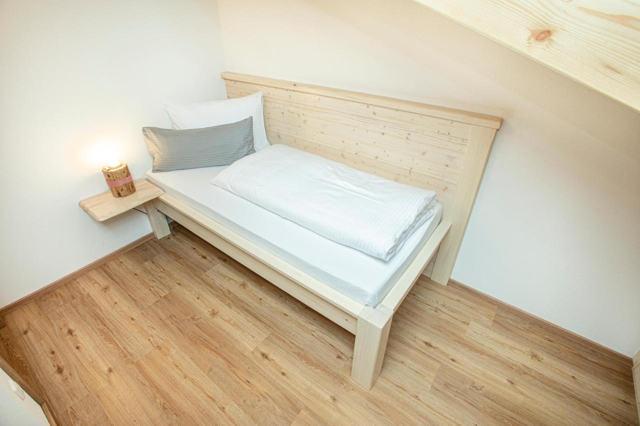 Ferienwohnungen "Zur Wally", Apartment Sauba Гармиш-Партенкирхен Экстерьер фото